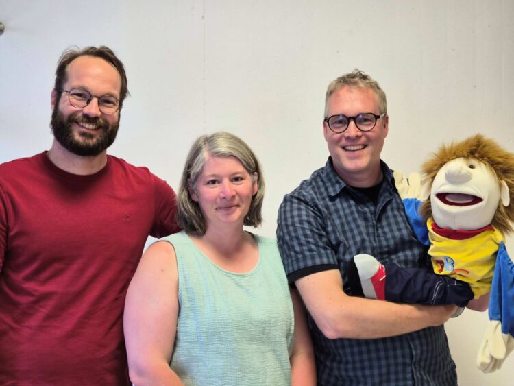 Peter Klotz (Kassier), Frau Mohr (1. Vorstand), Lukas Baden (2. Vorstand)